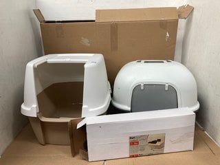 4 x ASSORTED PET ITEMS TO INCLUDE 2 X CAT BEDS IN WHITE: LOCATION - H12