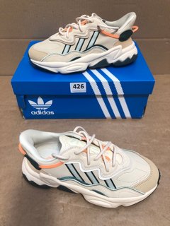 ADIDAS OZWEEGO W MULTICOLOUR WOMENS TRAINERS - UK SIZE: 4: LOCATION - G1