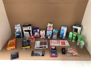 QTY OF ASSORTED HEALTH AND BEAUTY ITEMS TO INCLUDE 11 BLADES OF GILLETTE FUSION 5 (PLEASE NOTE: 18+YEARS ONLY. ID MAY BE REQUIRED): LOCATION - WH1