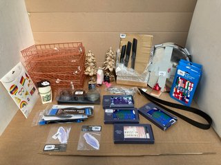 JOHN LEWIS & PARTNERS QTY OF ASSORTED ITEMS TO INCLUDE ROSE GOLD WIRED LETTER TRAYS - (PLEASE NOTE: 18+YEARS ONLY. ID MAY BE REQUIRED): LOCATION - F14