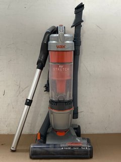 VAX AIR STRETCH UPRIGHT HIGH PERFORMANCE LIGHTWEIGHT VACUUM CLEANER MODEL- U85ASBE: LOCATION - WH4