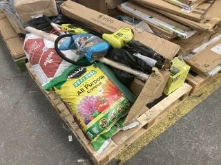 PALLET OF ASSORTED ITEMS TO INCLUDE RYOBI CORDLESS POLE HEDGE TRIMMER: LOCATION - B5 (KERBSIDE PALLET DELIVERY)