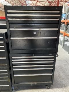 6 DRAWER WHEELED TOOL CHEST IN BLACK TO INCLUDE 6 DRAWER TOOL CHEST IN BLACK: LOCATION - B1