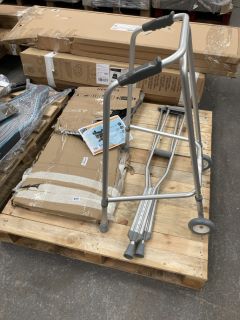 3 X ASSORTED MOBILITY ITEMS TO INCLUDE ALUMINIUM WHEELED WALKING FRAME: LOCATION - B8