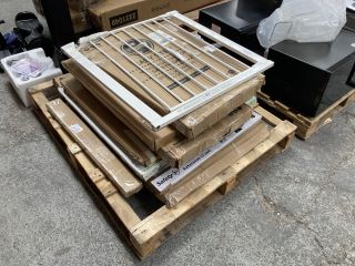 PALLET OF ASSORTED BABY SAFETY GATES TO INCLUDE SAFETY 1ST U-PRESSURE FIT 7M EXTENSION SAFETY GATE: LOCATION - B8 (KERBSIDE PALLET DELIVERY)