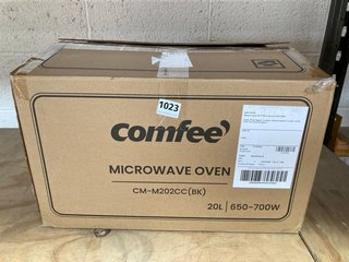 COMFEE 20L MICROWAVE OVEN IN BLACK - MODEL: CM-M202CC(BK): LOCATION - AR3