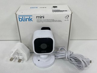 BLINK MINI SECURITY CAMERA (WITH BOX & CHARGER CABLE) [JPTM122958]