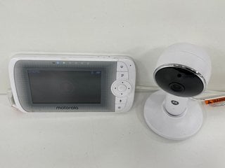 MOTOROLA LUX64 CONNECT HD VIDEO BABY MONITOR (WITH POWER CABLES & CAMERA) [JPTM122962]