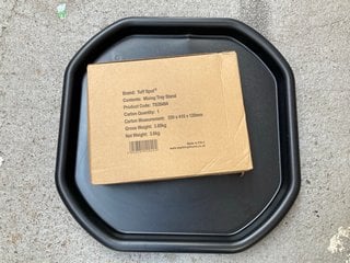 LARGE PLASTIC MIXING TRAY IN BLACK WITH ACCESSORIES: LOCATION - E3