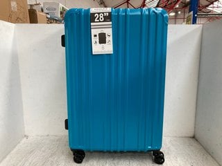 LIFO WHEELED TRAVEL SUITCASE: LOCATION - H7