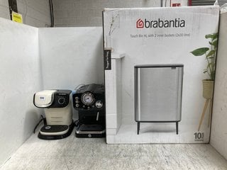 2 X ASSORTED COMPACT COFFEE MACHINES IN CREAM BLACK AND BLACK TO INCLUDE BRABANTIA 2 INNER BUCKET TOUCH BIN HI: LOCATION - G5