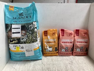 4 X ASSORTED PET ITEMS TO INCLUDE SCRUMBLES GUT FRIENDLY CHICKEN FLAVOUR DRIED CAT FOOD 2.5KG BB: 05/25: LOCATION - G6