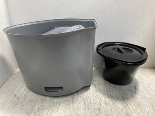 PORTABLE PLASTIC TOILET IN GREY WITH ACCESSORIES: LOCATION - G6