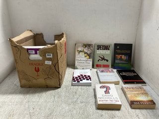 QTY OF ASSORTED BOOKS TO INCLUDE UNDERNEATH THE LEMON TREE A MEMOIR OF DEPRESSION AND RECOVERY BY MARK RICE - OXLEY: LOCATION - G14