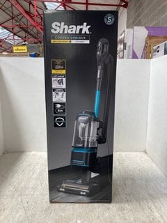 SHARK ANTI HAIR WRAP UPRIGHT PET VACUUM CLEANER MODEL: NZ690UK RRP - £249: LOCATION - G16