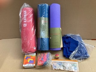 QTY OF ASSORTED ITEMS TO INCLUDE GRIFEMA EXERCISE BAND SET: LOCATION - E14