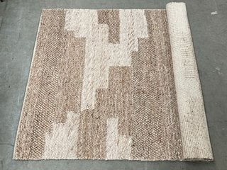 NKUKU AILAN WOOL FLOOR RUG IN NATURAL : SIZE 120 X 180CM: LOCATION - B5