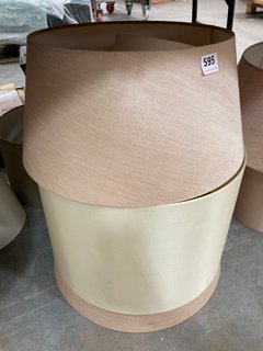 3 X ASSORTED DRUM STYLE LAMP SHADES IN NATURAL FINISH: LOCATION - C8