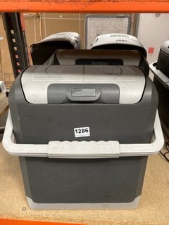 2 X 24L ELECTRIC COOL BOXES IN GREY - MODEL 748115 TO ALSO INCLUDE 2 X 14L ELECTRIC COOL BOXES IN GREY - MODEL 748107 - COMBINED RRP £220.00: LOCATION - BR1