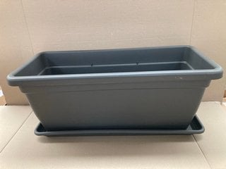 VECA RECYCLED PLASTIC EXTRA LARGE TROUGH STYLE PLANTER WITH WATER TRAY IN CHARCOAL GREY: LOCATION - B4