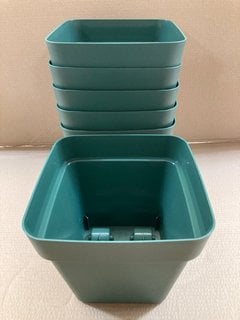 6 X VECA RECYCLED PLASTIC CLEO 28CM PLANT POTS IN DARK GREEN: LOCATION - B4