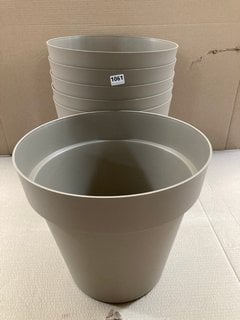 6 X VECA RECYCLED PLASTIC CLEO VASO 40CM WHEELED STYLE PLANT POTS IN STONE GREY: LOCATION - B4