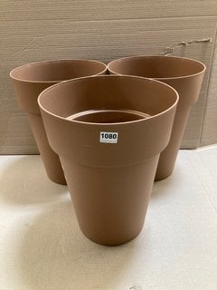 3 X VECA RECYCLED PLASTIC CLEO CASO ALTO 45CM PLANTERS IN TERRACOTTA: LOCATION - B4