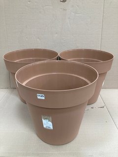 3 X VECA RECYCLED PLASTIC CLEO VASO 50CM WHEELED PLANTERS IN TERRACOTTA: LOCATION - B4