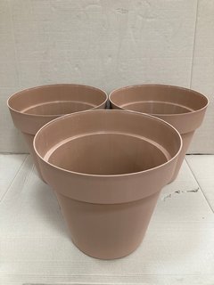 3 X VECA RECYCLED PLASTIC CLEO VASO 50CM WHEELED PLANTERS IN TERRACOTTA: LOCATION - B4