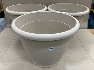 3 X VECA RECYCLED PLASTIC VASO NAXOS 60CM PLANTERS IN CREAM: LOCATION - B5