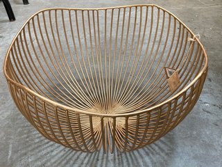 NKUKU KYO LARGE FRUIT BOWL IN BRASS FINISH: LOCATION - B6