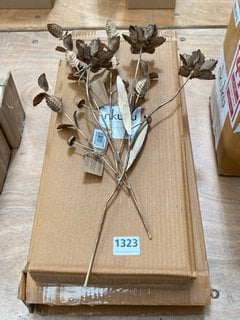 2 X NKUKU SAN STEM DECORATIVE FOLIAGE IN ANTIQUE BRASS FINISH: LOCATION - B6