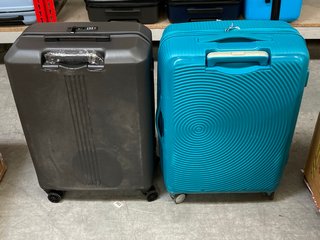 2 X ASSORTED HARD SHELL STYLE SUITCASES TO INCLUDE AMERICAN TOURISTER HARD SHELL WHEELED SUITCASE IN TEAL: LOCATION - BR4