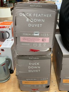 JOHN LEWIS & PARTNERS NATURAL DUCK FEATHER & DOWN DOUBLE DUVET TO INCLUDE NATURAL DUCK DOWN DOUBLE DUVET: LOCATION - C9