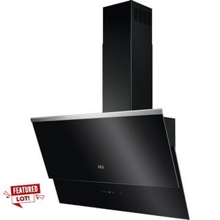 AEG 80CM ANGLED CHIMNEY COOKER HOOD : MODEL DVB5860B - RRP £769: LOCATION - D7