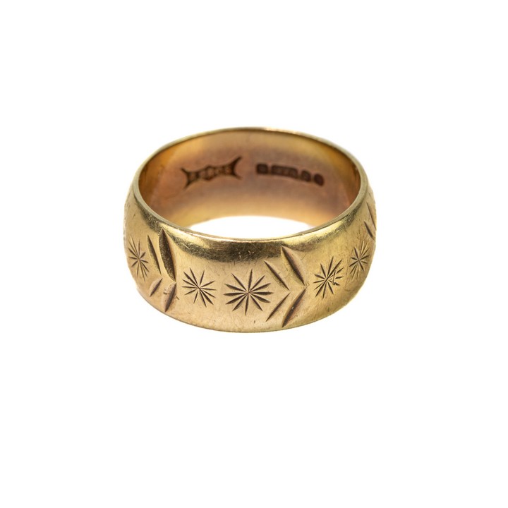 9ct Yellow Gold Patterned Band Ring, Size M, 5.4g (VAT Only Payable on Buyers Premium)