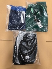 QUANTITY OF CLOTHES TO INCLUDE ADIDAS DARK GREEN TRACK TOP SIZE XXL: LOCATION - TABLES