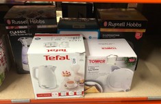 QUANTITY OF KITCHEN & APPLIANCES ITEMS TO INCLUDE TEFAL LOFT KO250140 KETTLE – 1.7L / BLACK, WHITE, PLASTIC, 3000 W: LOCATION - E