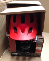 BELL NOMAD 2 MTB HELMET 2022: MATTE RED UNIVERSAL M/L 53-60CM & LAZER CYCLING HELMET 54-61CM: LOCATION - G