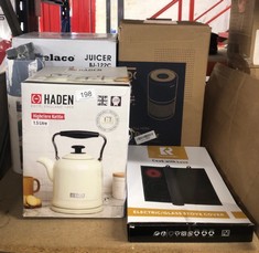 QUANTITY OF KITCHEN & APPLIANCES ITEMS TO INCLUDE HADEN HIGHCLERE CREAM KETTLE - 3000W FAST BOIL STAINLESS STEEL KETTLE, CORDLESS, 360 BASE, CUP MARKINGS - 1.7L RETRO DESIGN KETTLE PERFECT FOR ANY KI