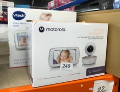 QUANTITY OF BABY & TODDLER ITEMS TO INCLUDE MOTOROLA NURSERY VM 855 CONNECTED WIFI VIDEO BABY MONITOR - WITH MOTOROLA NURSERY APP AND 5-INCH PARENT UNIT - NIGHT VISION, TEMPERATURE AND TWO-WAY TALK: