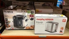 QUANTITY OF KITCHEN & APPLIANCES ITEMS TO INCLUDE MORPHY RICHARDS EQUIP 2 SLICE TOASTER,?DEFROST AND REHEAT, 7 VARIABLE BROWNING CONTROLS, VARIABLE WIDE SLOTS, REMOVABLE CRUMB TRAY, STAINLESS STEEL,