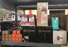 QUANTITY OF FOOD & DRINK ITEMS TO INCLUDE NESCAFÉ CAPPUCCINO UNSWEETENED TASTE INSTANT COFFEE SACHETS - 50 X 14.2G - SOME MAY BE PAST BEST BEFORE: LOCATION - C