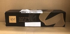 GHD CURVE CLASSIC CURL TONG - 26MM MEDIUM BARREL, CREATES CLASSIC BOUNCY CURLS OR LOOSE ROMANTIC CURLS, ULTRA-ZONE TECHNOLOGY WITH OPTIMUM STYLING TEMP 185ºC, PROTECTIVE COOL TIP, AUTO SLEEP MODE.: L