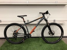 VOODOO BANTU MENS MOUNTAIN BIKE 27" WHEELS 17" FRAME SHIMANOS TRIGGER SHIFT GEARS : LOCATION - BIKE RACKS(COLLECTION OR OPTIONAL DELIVERY AVAILABLE)