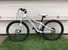 SPECIALIZED MYKA MOUNTAIN BIKE, SMALL FRAME, 26€ WHEELS, 24 SPEED TRIGGER GEARS, FRONT AND REAR HYDRAULIC DISC BRAKES.:: LOCATION - LEFT RACK(COLLECTION OR OPTIONAL DELIVERY AVAILABLE)