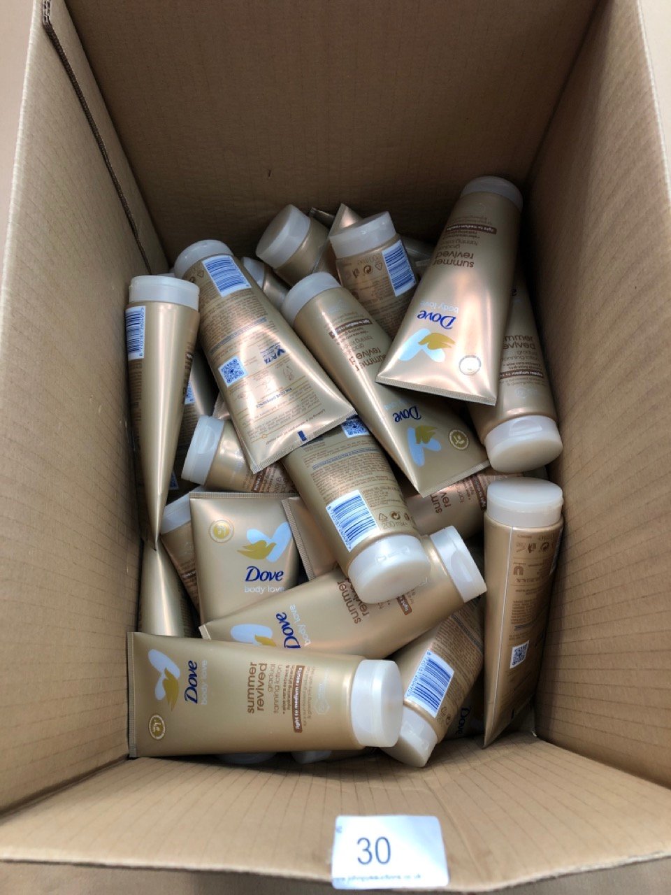 40X DOVE BODY LOVE SUMMER REVIVED GRADUAL TANNING LOTION - COLLECTION ONLY - LOCATION BACK WALL