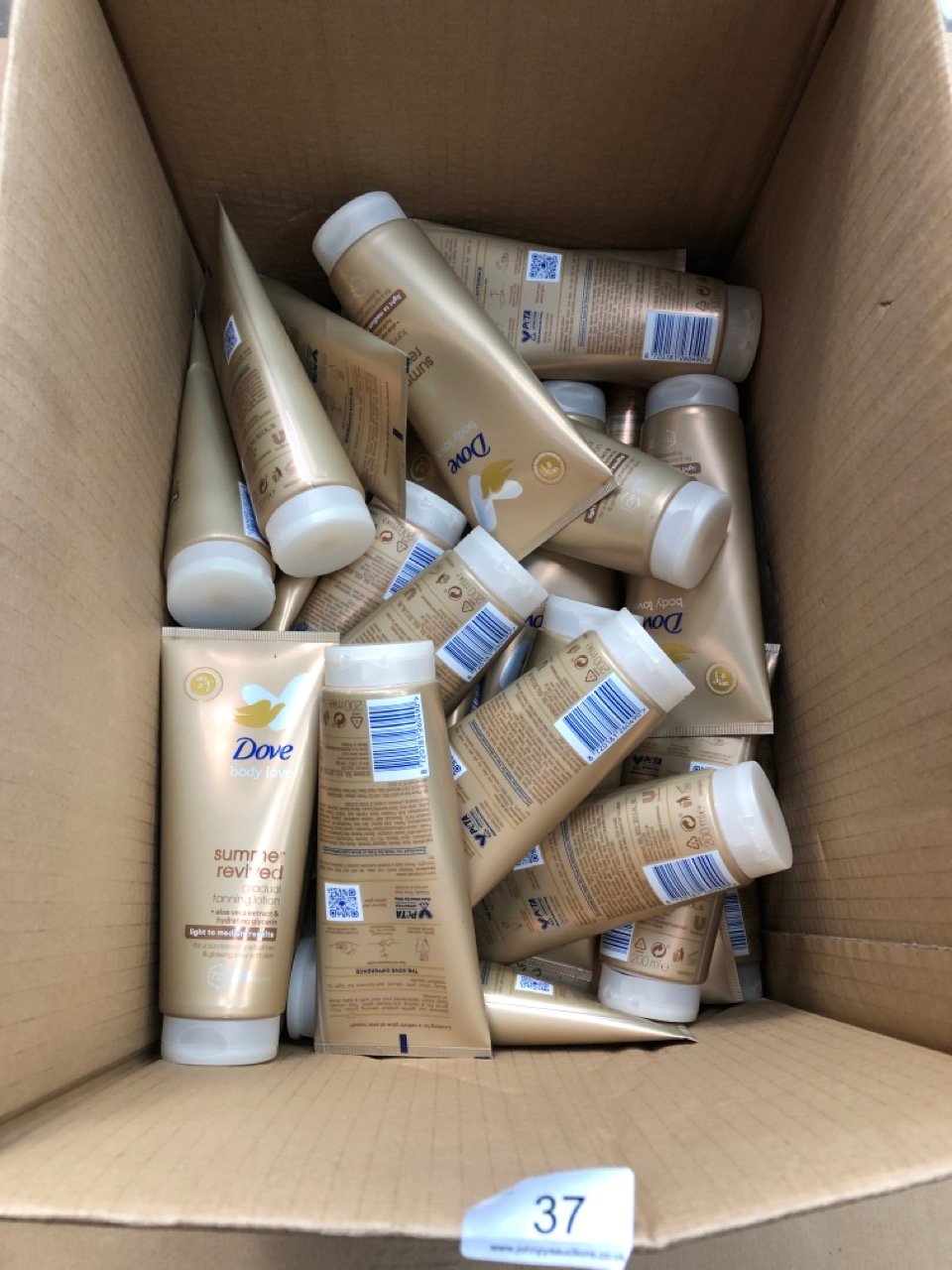 40X DOVE BODY LOVE SUMMER REVIVED GRADUAL TANNING LOTION - COLLECTION ONLY - LOCATION BACK WALL