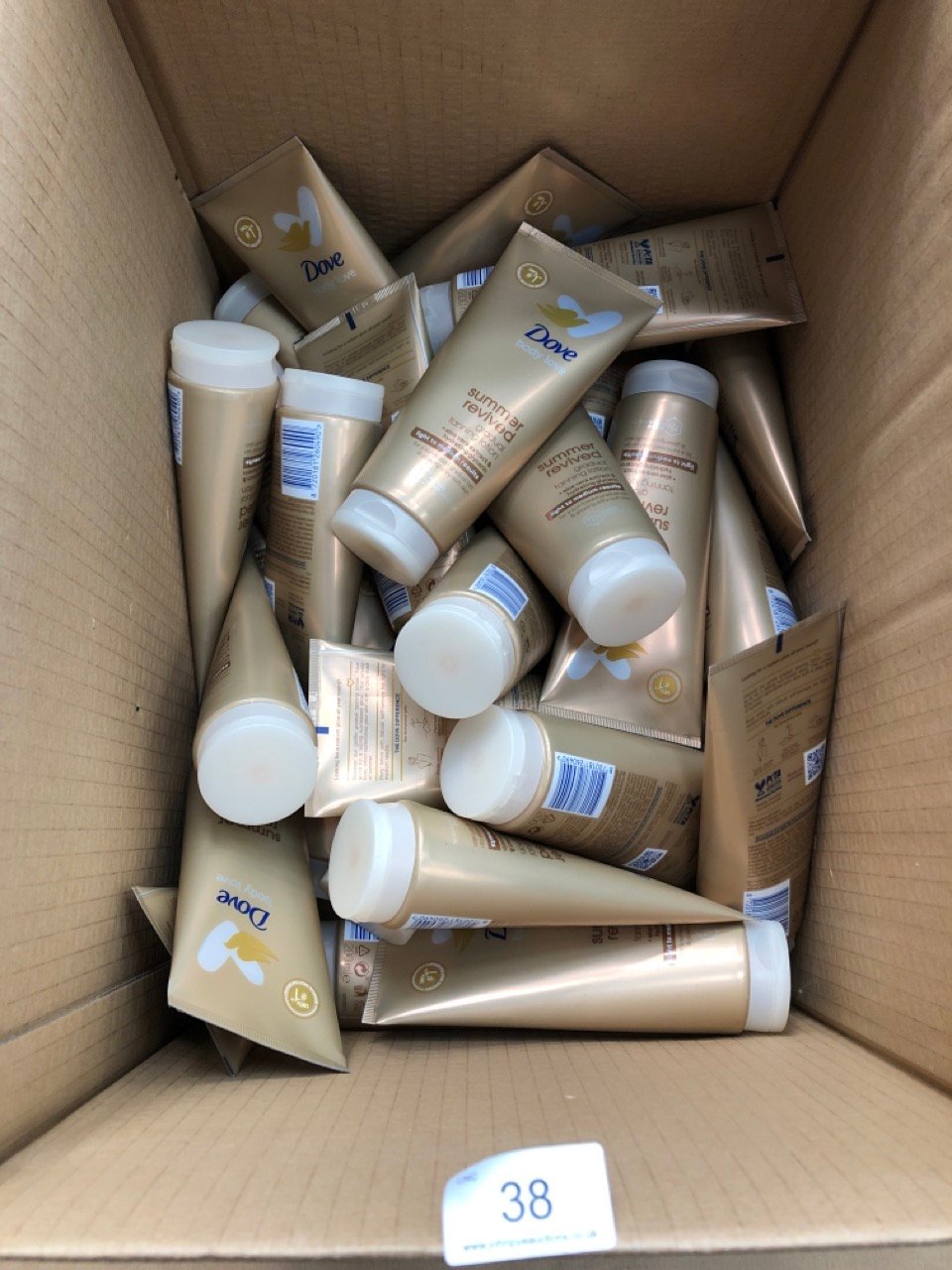 40X DOVE BODY LOVE SUMMER REVIVED GRADUAL TANNING LOTION - COLLECTION ONLY - LOCATION BACK WALL