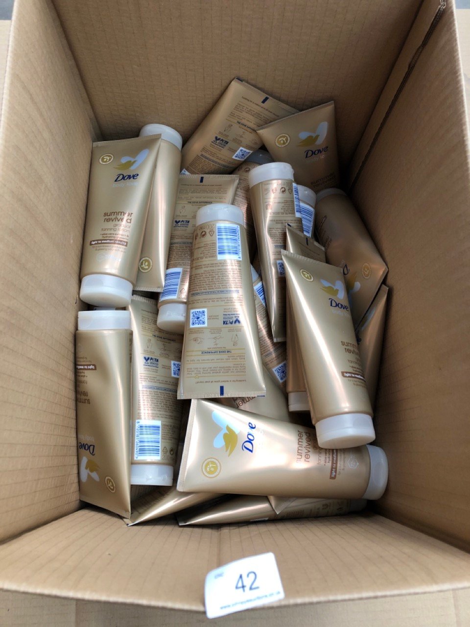 40X DOVE BODY LOVE SUMMER REVIVED GRADUAL TANNING LOTION - COLLECTION ONLY - LOCATION BACK WALL